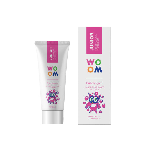 A tube of Junior Bubble Gum toothpaste next to its packaging box, both featuring the brand WOOM.